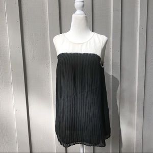 Silk Banana Republic Sleeveless Pleated Top